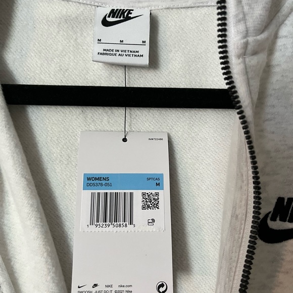 ✔️ Nike Sportswear Essential Women's Fleece Cardigan ✔️ - Picture 2 of 4